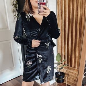 ASOS X Stradivarious Velvet Embroidered Wrap Knee Length Dress. Size S